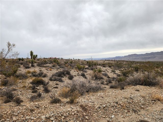 1585 W Promontory Drive, Meadview, AZ 86444