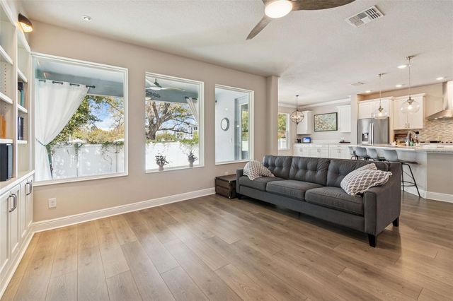 2407 W CARMEN STREET, Tampa, FL 33609