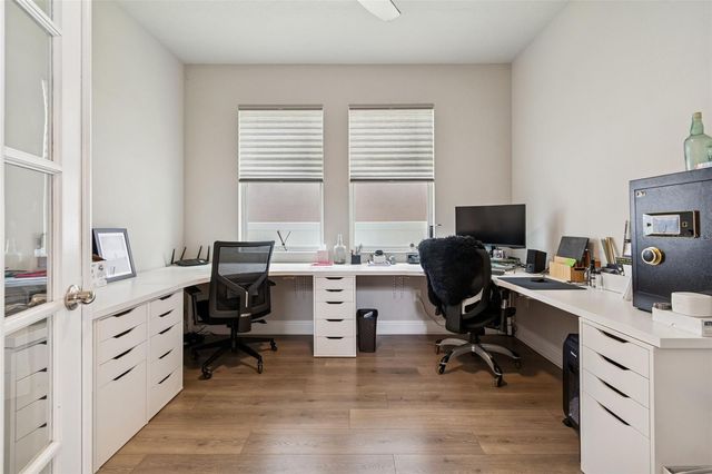 2407 W CARMEN STREET, Tampa, FL 33609