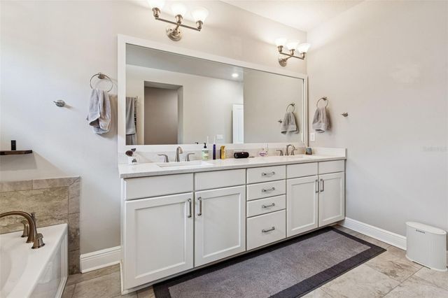 2407 W CARMEN STREET, Tampa, FL 33609