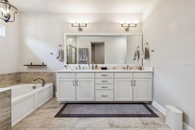 2407 W CARMEN STREET, Tampa, FL 33609