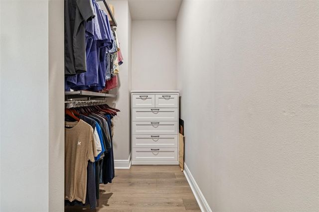 2407 W CARMEN STREET, Tampa, FL 33609