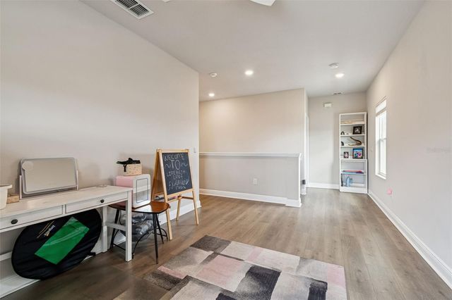 2407 W CARMEN STREET, Tampa, FL 33609