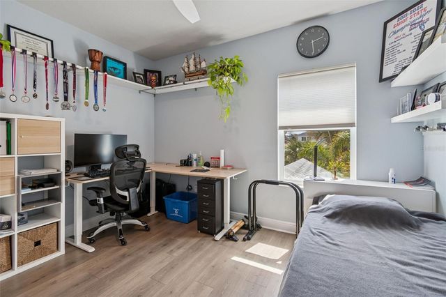 2407 W CARMEN STREET, Tampa, FL 33609