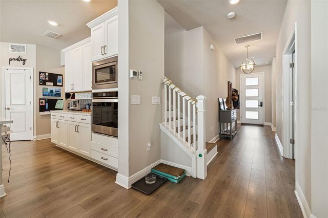 2407 W CARMEN STREET, Tampa, FL 33609