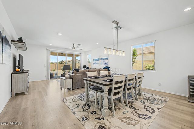 40054 W JAMES Lane, Maricopa, AZ 85138