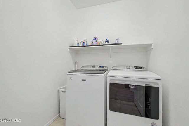 40054 W JAMES Lane, Maricopa, AZ 85138