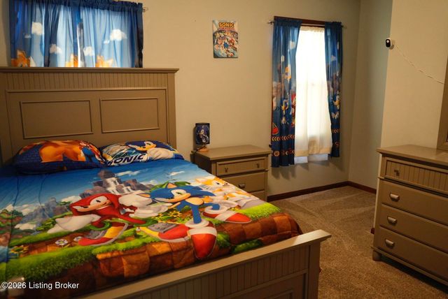 9605 Meghan Ln, Louisville, KY 40291