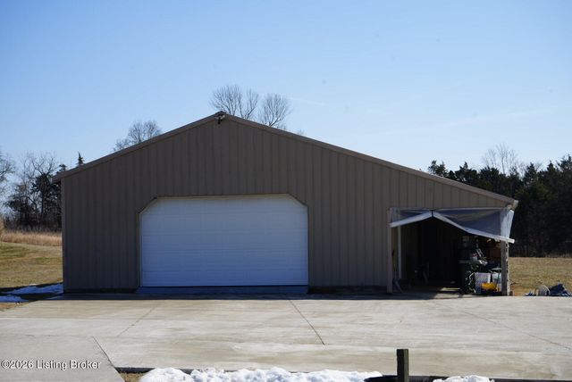 9605 Meghan Ln, Louisville, KY 40291