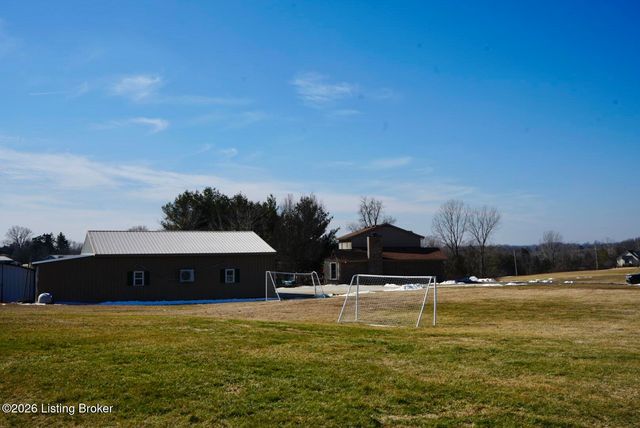 9605 Meghan Ln, Louisville, KY 40291