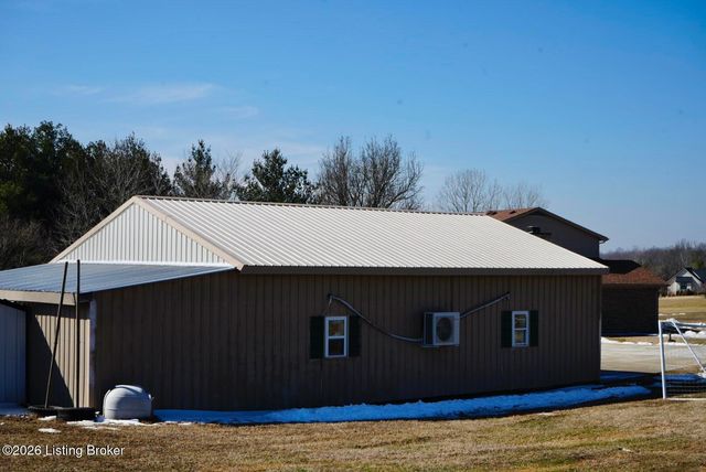 9605 Meghan Ln, Louisville, KY 40291