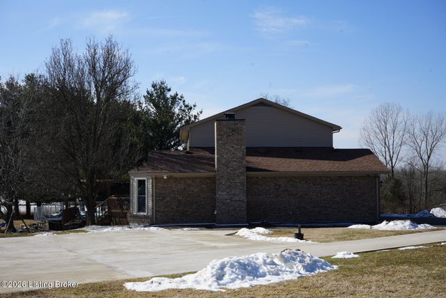 9605 Meghan Ln, Louisville, KY 40291