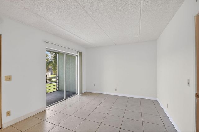 3300 Springdale Boulevard 208, Palm Springs, FL 33461