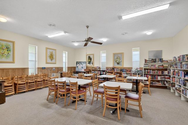 3300 Springdale Boulevard 208, Palm Springs, FL 33461
