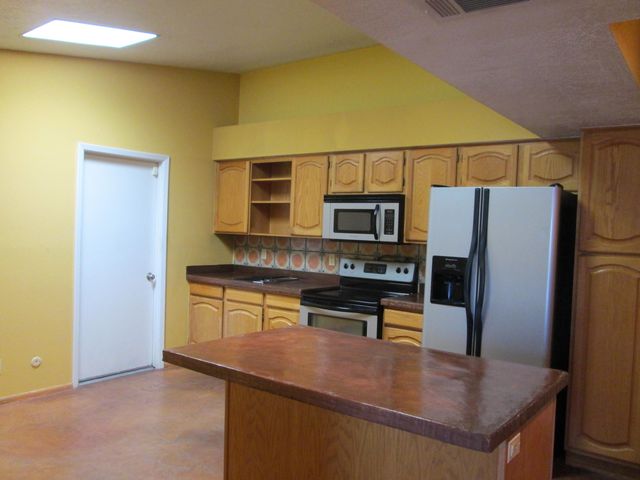 10105 Malaguena Lane NE, Albuquerque, NM 87111