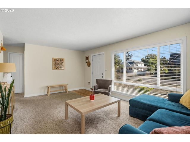 4905 Se 99TH Ave, Portland, OR 97266