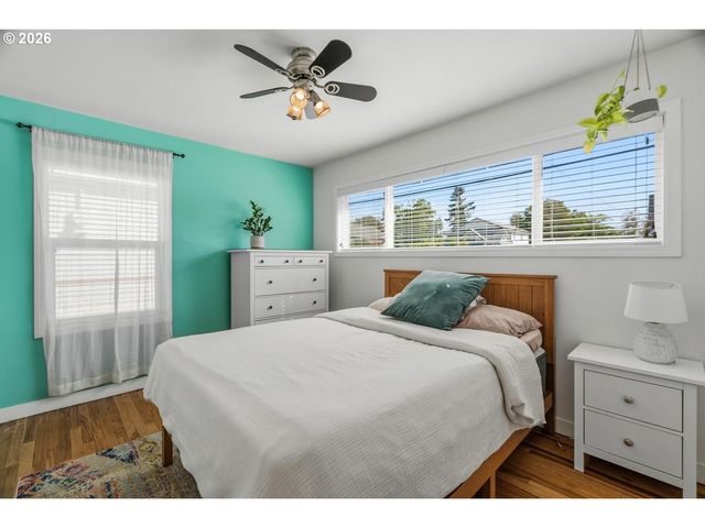 4905 Se 99TH Ave, Portland, OR 97266