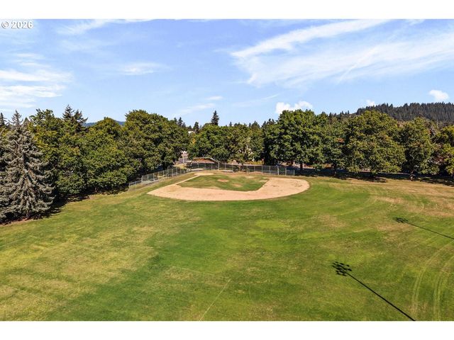 4905 Se 99TH Ave, Portland, OR 97266