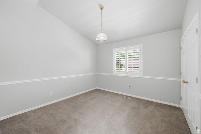 5645 S HIGHLAND PARK CT, Holladay, UT 84121