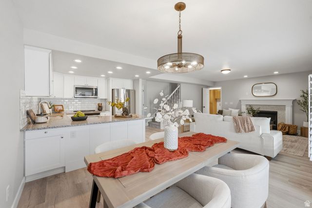 5645 S HIGHLAND PARK CT, Holladay, UT 84121