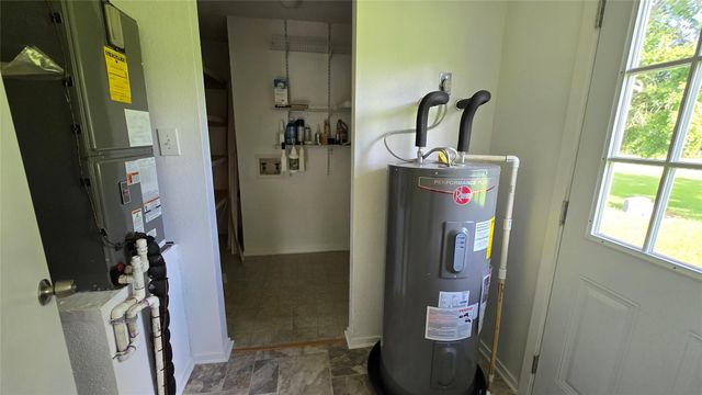 2739 Lawrence Road B, Kemah, TX 77565