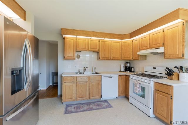 20 Evanshire Lane, Amherst, NY 14221