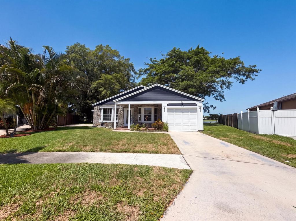 9171 Beverly Court, Boynton Beach, FL 33472