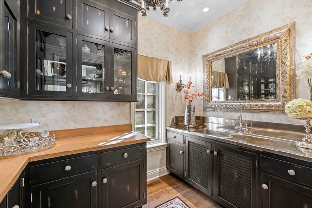 3102 White Oak Lane, Oak Brook, IL 60523