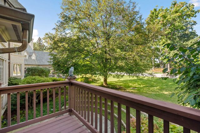 3102 White Oak Lane, Oak Brook, IL 60523