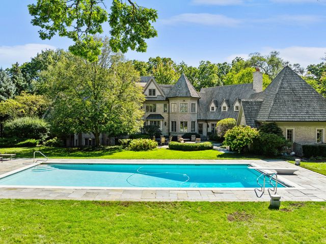 3102 White Oak Lane, Oak Brook, IL 60523