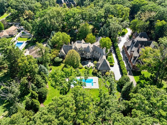3102 White Oak Lane, Oak Brook, IL 60523