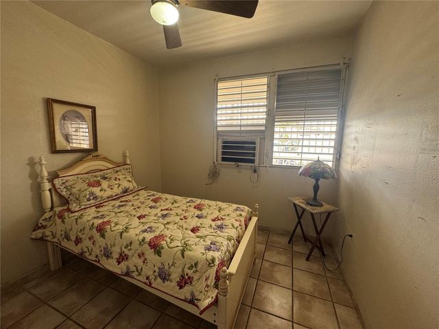 335 30, San Juan, PR 00927