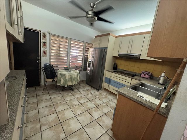 335 30, San Juan, PR 00927