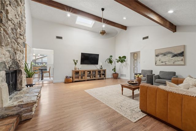 1201 Rockmoor Drive, Edgecliff Village, TX 76134