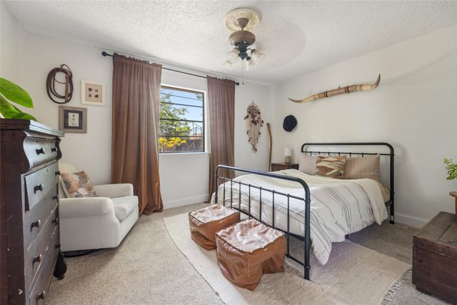 1201 Rockmoor Drive, Edgecliff Village, TX 76134