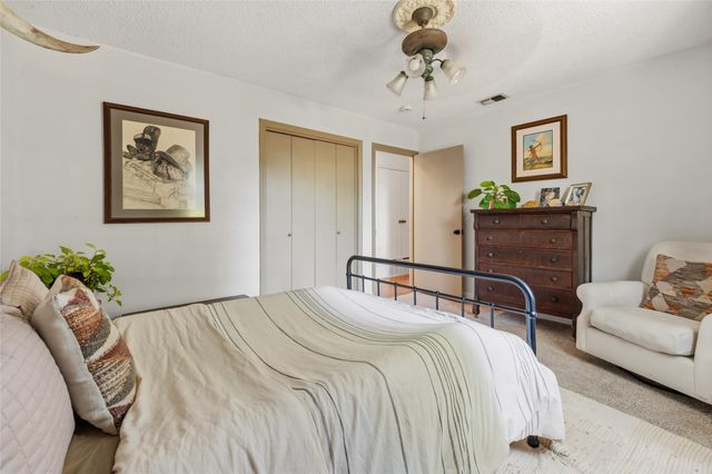 1201 Rockmoor Drive, Edgecliff Village, TX 76134