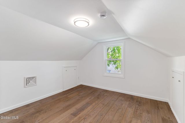 1204 Hemlock Street, Rotterdam, NY 12306