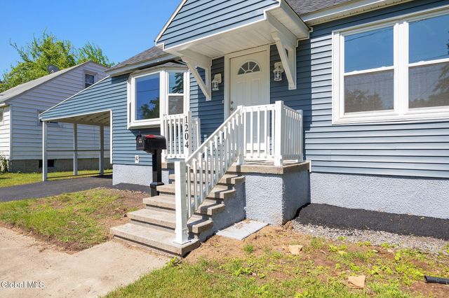 1204 Hemlock Street, Rotterdam, NY 12306