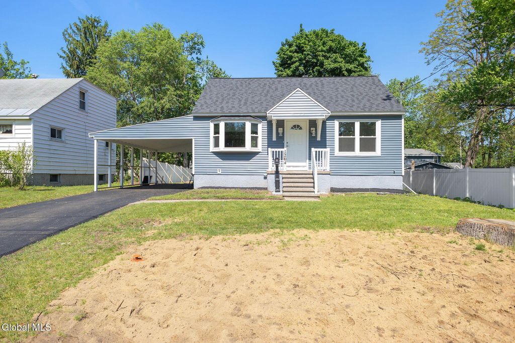 1204 Hemlock Street, Rotterdam, NY 12306