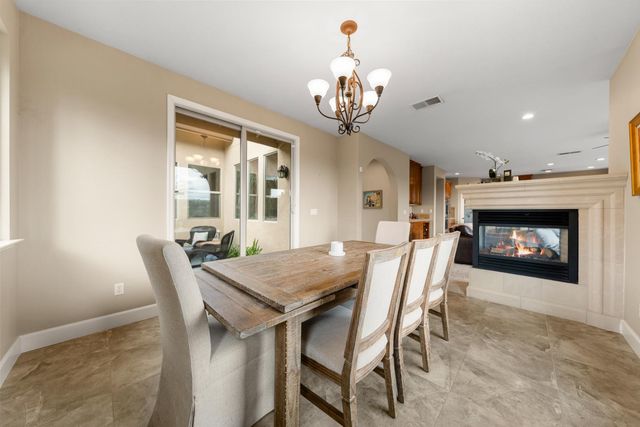 3681 Black Oak Dr, Rocklin, CA 95765