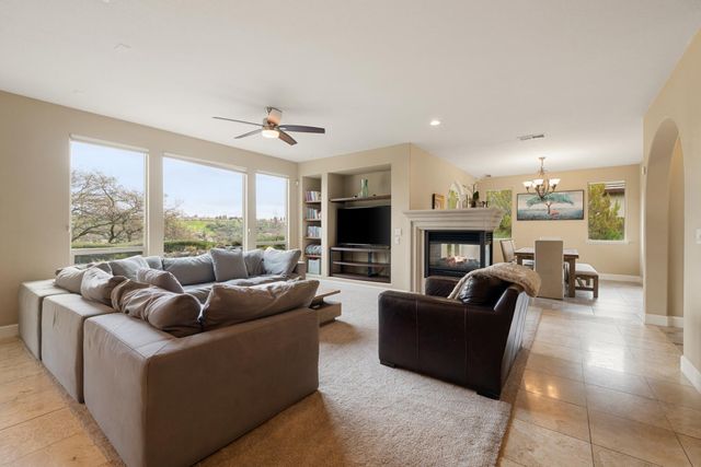 3681 Black Oak Dr, Rocklin, CA 95765