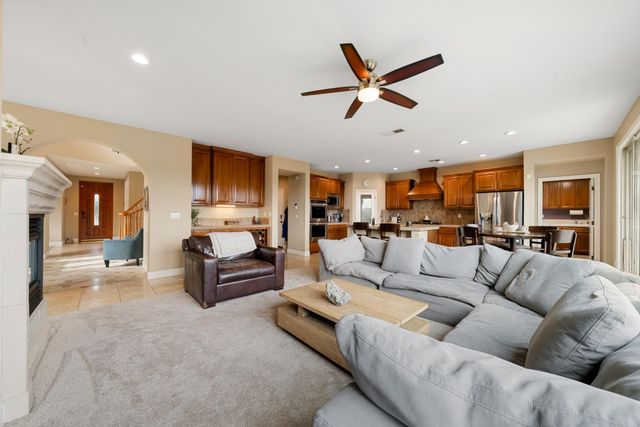 3681 Black Oak Dr, Rocklin, CA 95765