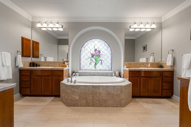 3681 Black Oak Dr, Rocklin, CA 95765