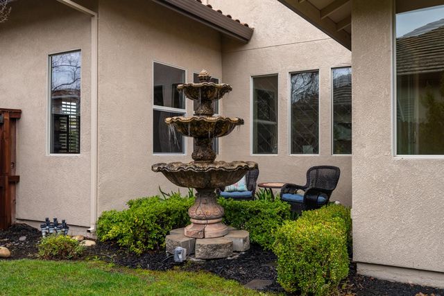 3681 Black Oak Dr, Rocklin, CA 95765