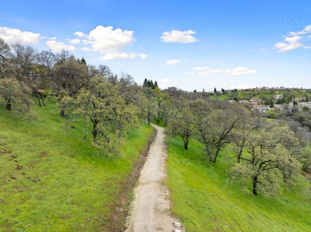 3681 Black Oak Dr, Rocklin, CA 95765