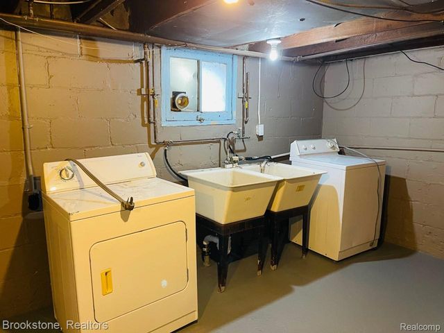 1256 FRANKLIN Road, Berkley, MI 48072