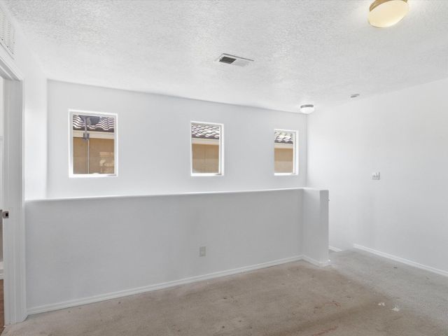 2252 Violeta Circle SE, Rio Rancho, NM 87124