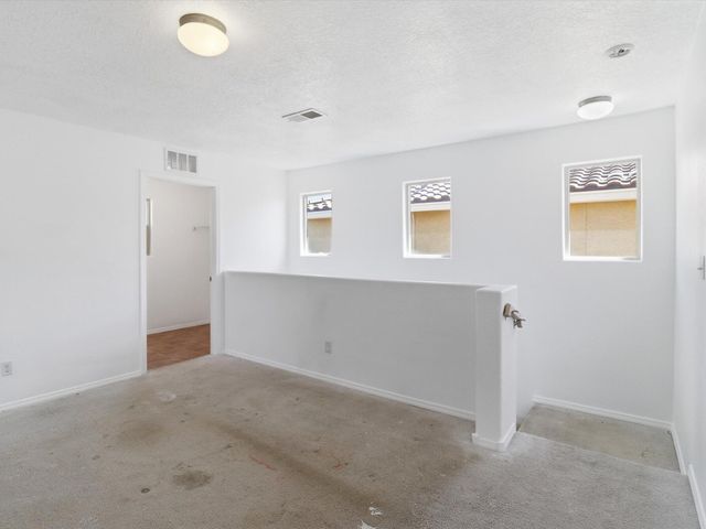 2252 Violeta Circle SE, Rio Rancho, NM 87124