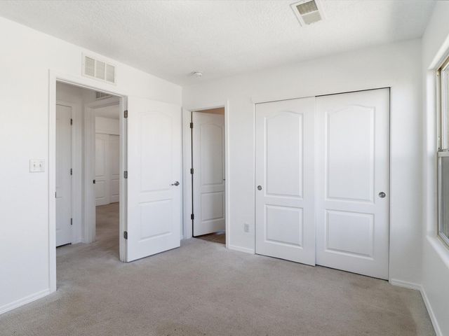 2252 Violeta Circle SE, Rio Rancho, NM 87124