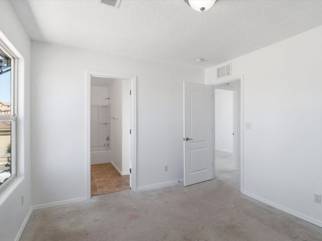2252 Violeta Circle SE, Rio Rancho, NM 87124